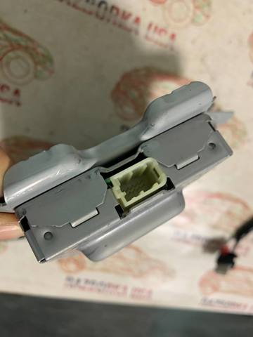 152797400C TESLA Магнитола (радио AM/FM) купить в Ирпень