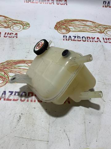 Бачок расширительный 164A237012 TOYOTA