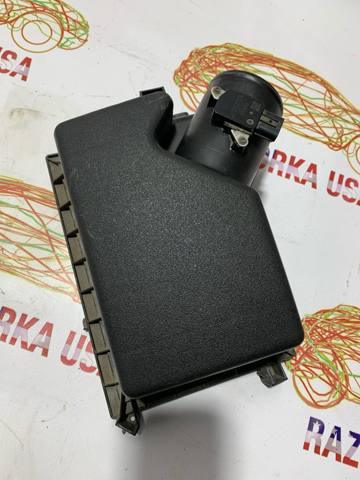 Корпус воздушного фильтра, верхняя часть 177350V030 TOYOTA