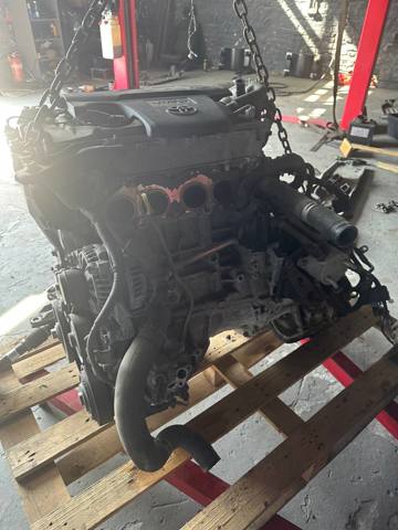 190000V033 TOYOTA Двигатель в сборе купить в Полтава