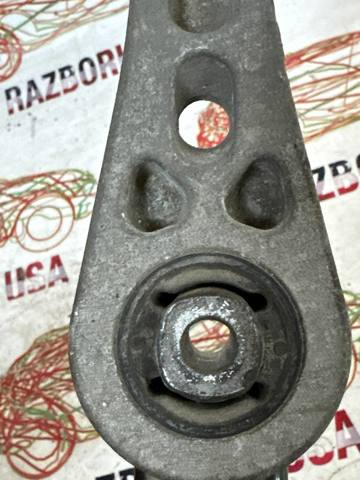 VAG 1K0199855BF Задняя опора двигателя в наличии Львов