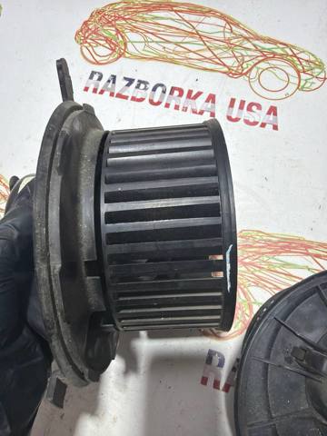 VAG 1K1819015C Вентилятор печки в наличии Житомир