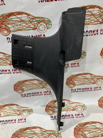 Обшивка стойки кузова внутренняя, средняя нижняя правая 1UD02DX9AC CHRYSLER