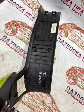 1UD22DX9AC CHRYSLER Накладка дверного порога внутренняя задняя правая купить в Одесса