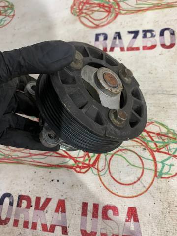 Водяной насос 2101000Q2C NISSAN