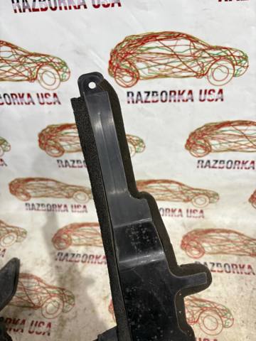 NISSAN 215586FL0A Воздуховод (дефлектор) радиатора правый в наличии Винница