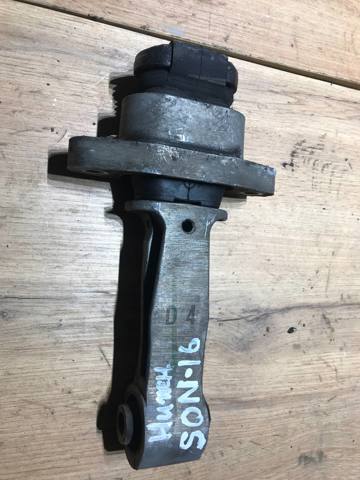 Передняя опора двигателя 21950D4400 HYUNDAI