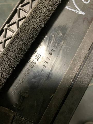 23323964 GM Накладка двери передней правой вертикальная купить в Полтава