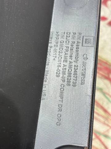 GM 23397290 Ящик перчаточный (бардачок) в наличии Киев