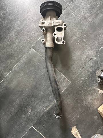 Насос водяной 251002G800 HYUNDAI