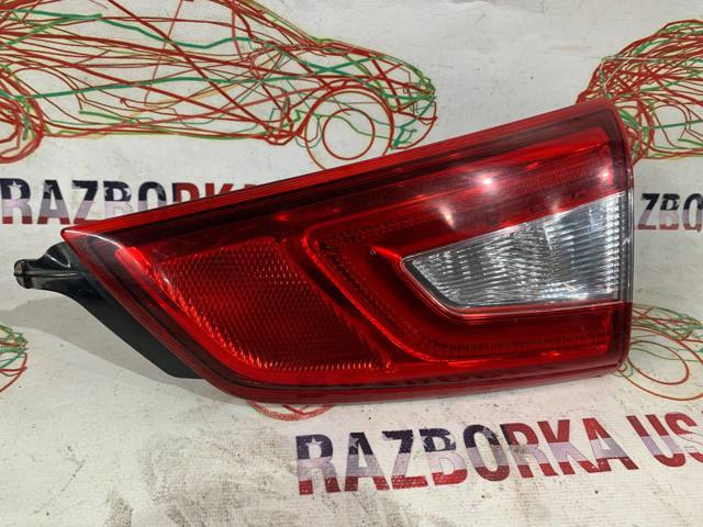 Фонарь задний правый, внутренний 265504EA6E NISSAN