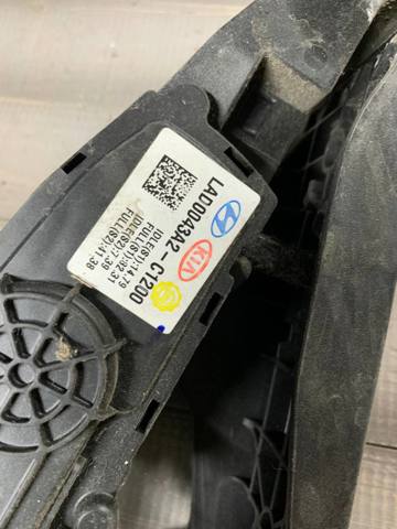 32700C1200 HYUNDAI Педаль газа купить в Киев