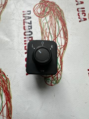 Регулятор зеркал 3G0959565 VAG