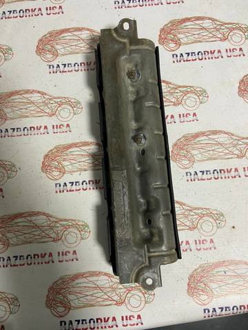 Подушка безопасности защиты коленей 42457826 GM