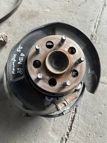 Ступица задняя левая 4246006070 TOYOTA