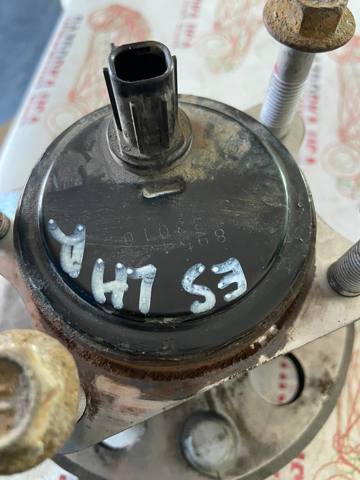 TOYOTA 4246033030 Ступица задняя левая в наличии Черновцы