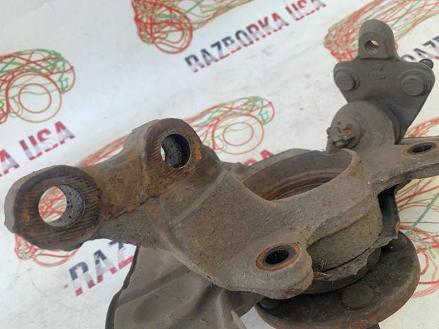 TOYOTA 4321105052 Цапфа передняя правая в наличии Одесса