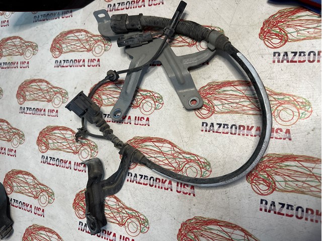 Датчик АБС (ABS) задний, левый 479A76RR0A NISSAN