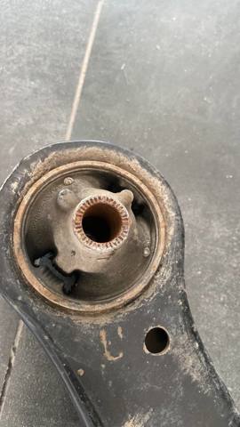 4806833080 TOYOTA Рычаг передней подвески нижний правый купить в Запорожье