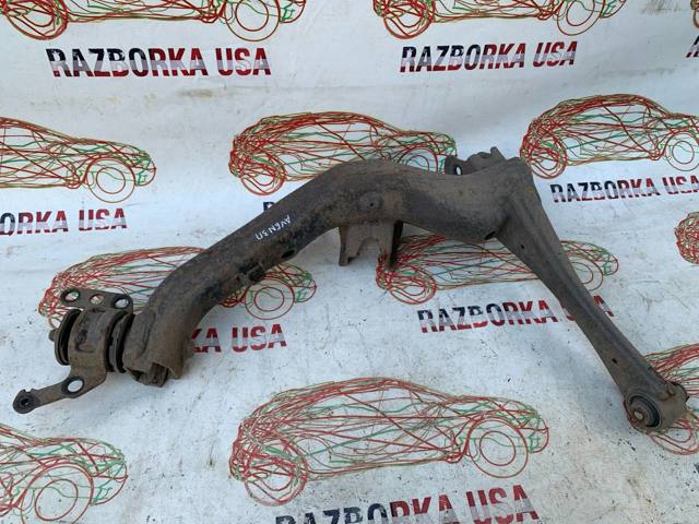 Рычаг задней подвески нижний, правый 4871005071 TOYOTA