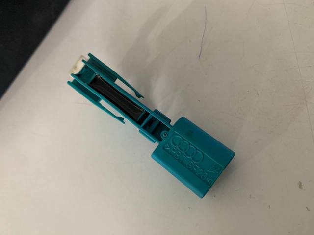 VAG 4G8959985 в наличии Винница