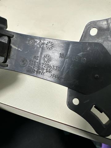 51117296331 Направляющая переднего бампера купить Одесса