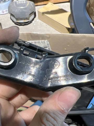 BMW 51117354769 Накладка бампера переднего левая в наличии Чернигов