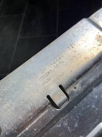 BMW 51647422287 Накладка передней панели (суппорта радиатора) верхняя в наличии Павлоград