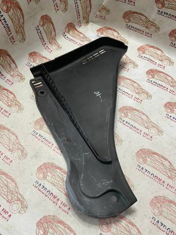 Решетка стеклоочистителей, левая 51717216977 BMW