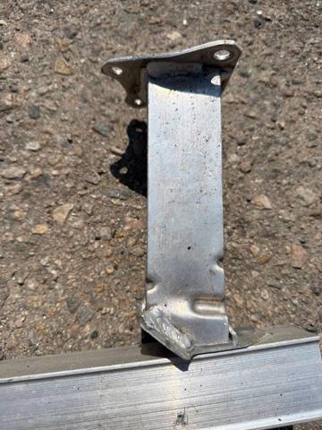 TOYOTA 5210247030 Кронштейн усилителя переднего бампера в наличии Харьков