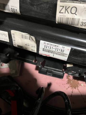 Балка бампера переднего 5213133180 TOYOTA