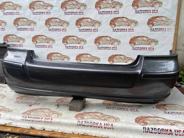 Задний бампер 5215905901 TOYOTA