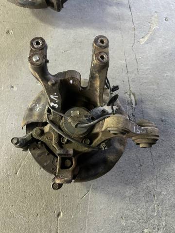 Цапфа поворотная левая 52710A6400 HYUNDAI