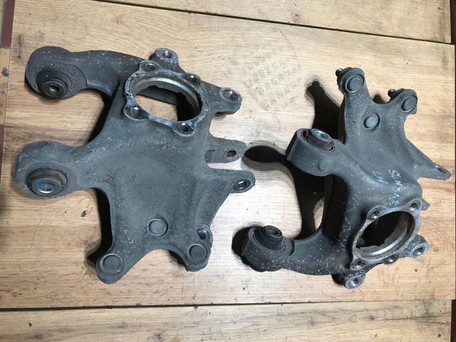 Цапфа поворотного кулака 52710C2100 HYUNDAI