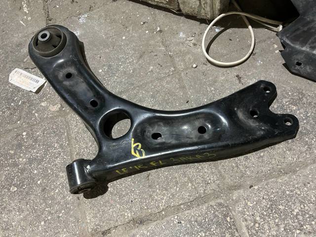 Рычаг передней подвески нижний левый 54500C1000 HYUNDAI
