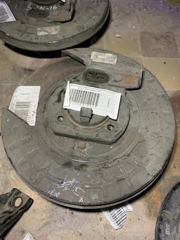 Пыльник тормозного диска заднего левый 58250C1100 HYUNDAI