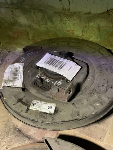 Пыльник тормозного диска заднего правый 58270C1100 HYUNDAI