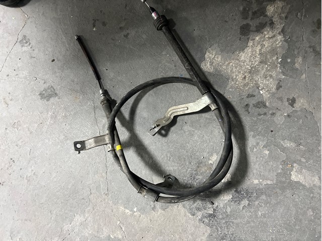 Трос ручника задний 59760F2000 HYUNDAI