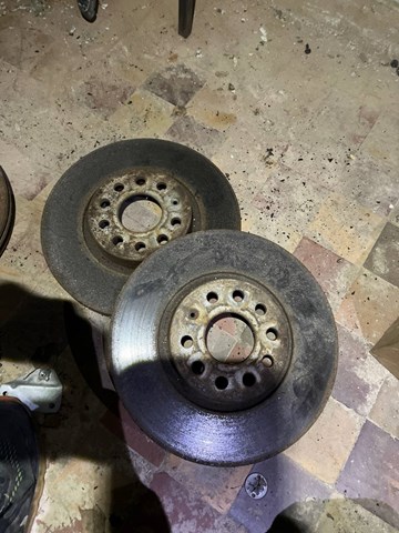 Диск тормозной передний Шкода Суперб II