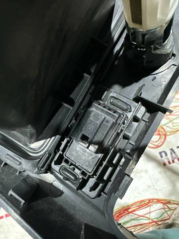VAG 5C6864298E82V в наличии Ирпень