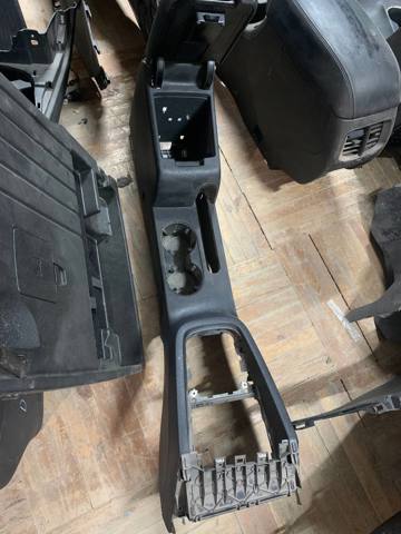Консоль центральная панели управления 5C7863241P82V VAG