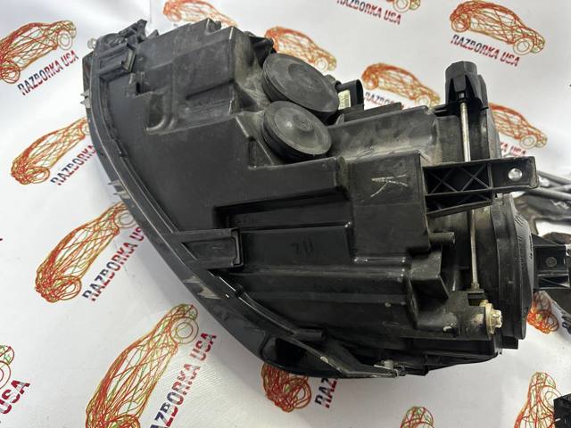 5GM941006 VAG Фара правая купить в Львов