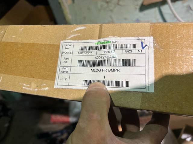 Молдинг переднего бампера 620724BA0A КИТАЙ