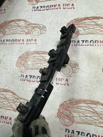 622224EA0A NISSAN Кронштейн бампера переднего правый купить в Ирпень