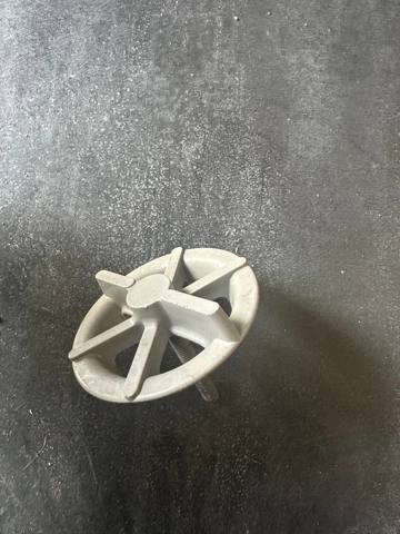 Крепление запаски 628502T100 HYUNDAI