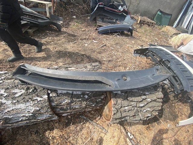 Водосток лобового стекла, жабо 668626RF0A NISSAN
