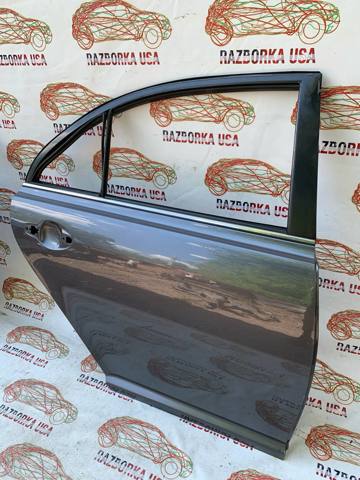 Задняя правая дверь 6700305110 TOYOTA