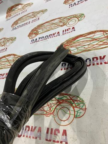68144960AD CHRYSLER Уплотнитель крышки багажника купить в Тернополь