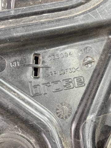 68268758AA CHRYSLER Механизм стеклоподъемника двери передней правой купить в Павлоград