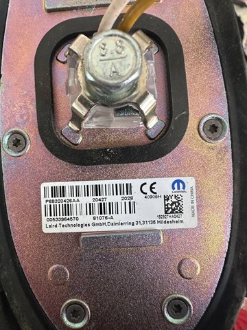 68320426AA CHRYSLER Антенна купить в Черновцы